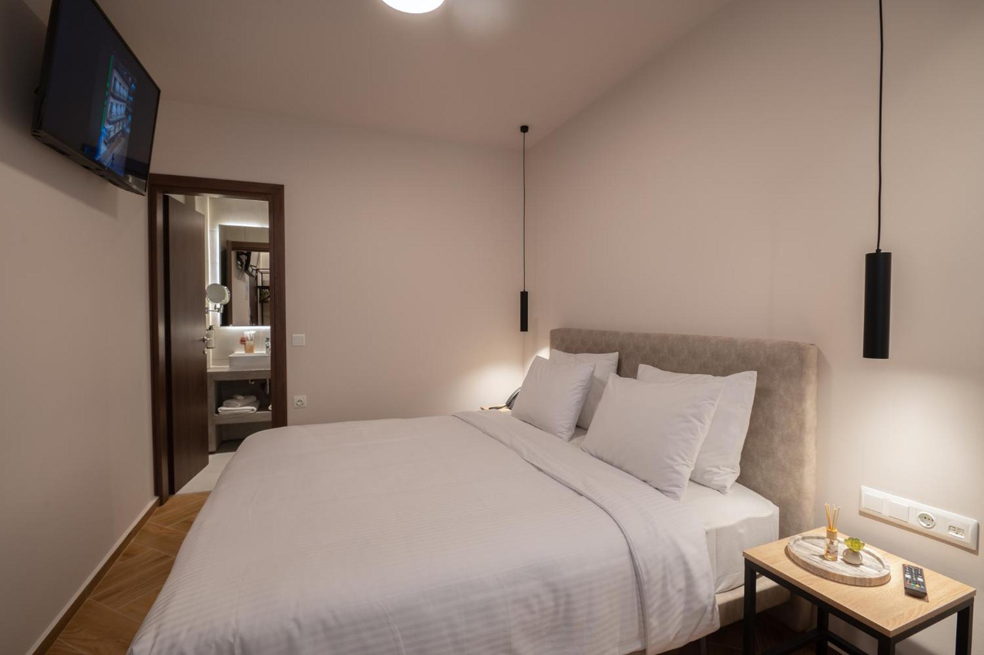 Ira - Ηρα Hotel Kalamata Esterno foto